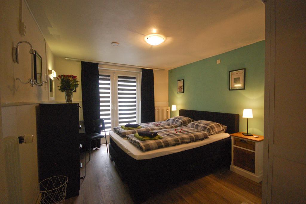 Bed & Breakfast De Pegel תהורן חדר תמונה